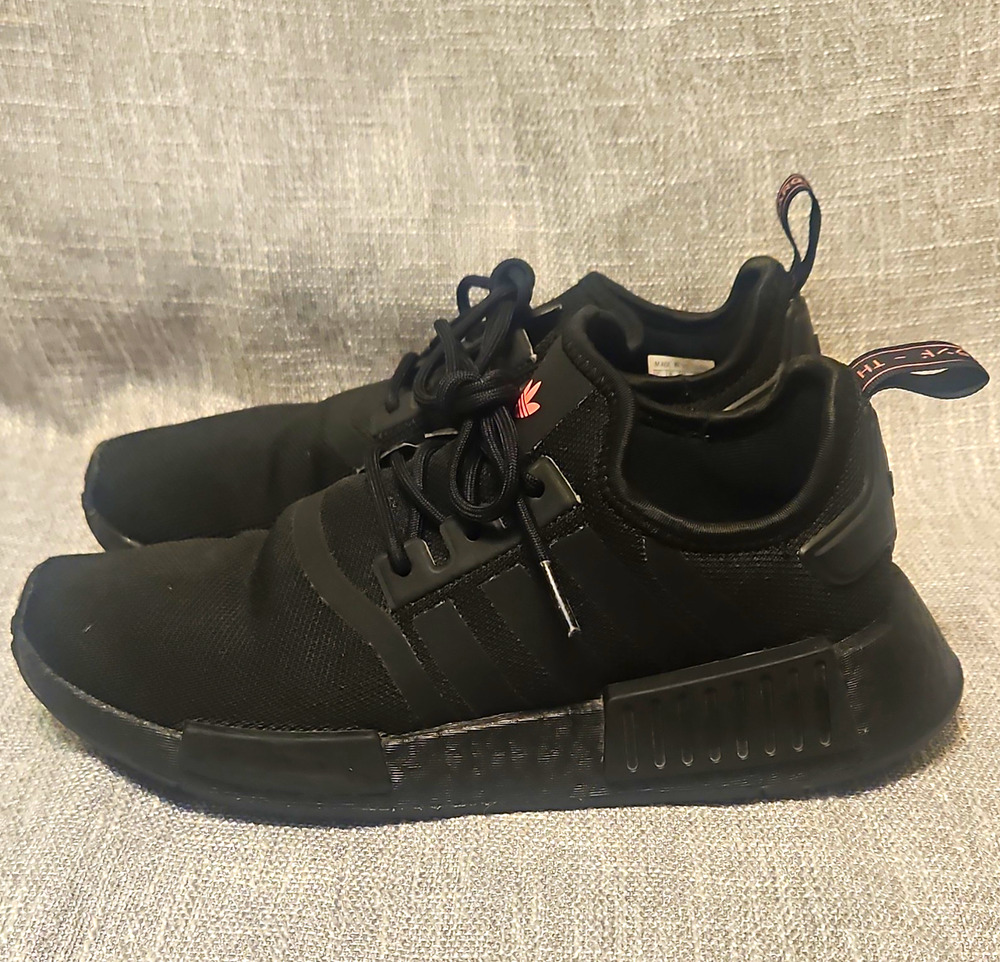 adidas NMD R1 Primeblue Womens Size 6.5 Black Solar Pink Boost Running Shoes